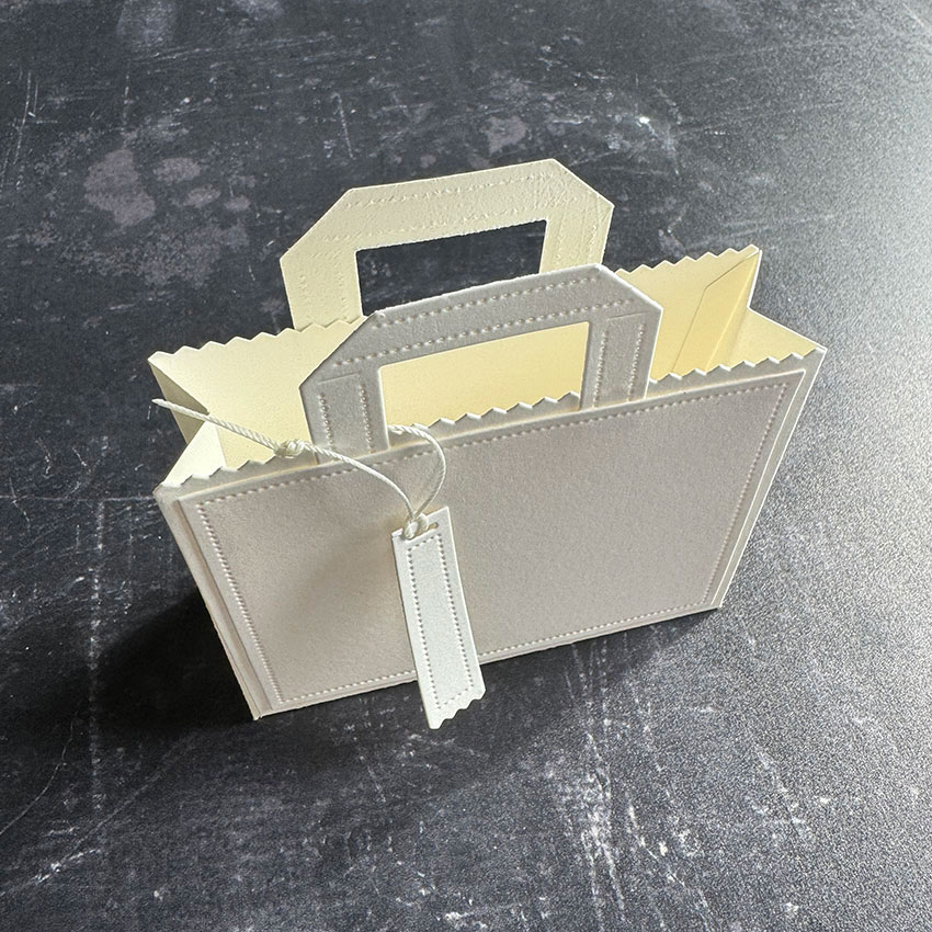 3D 크리스마스 선물 가방 태그 장식품, 콤비 스트라이 - Candle Making Guide 리뷰 및 가격